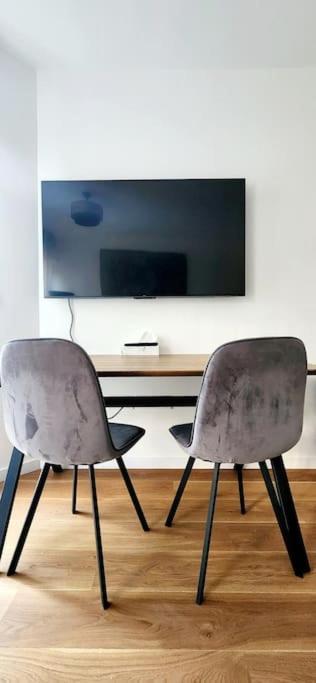 New & Serene 1-Bedroom Apart Near #Ladefenseparis #Parking&Fibre Suresnes Zewnętrze zdjęcie